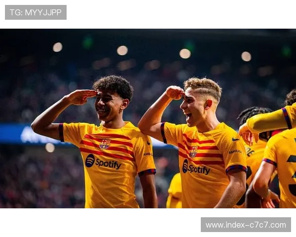 巴萨4-2逆转布拉格斯拉维亚,费尔明梅开二度莱万破荒